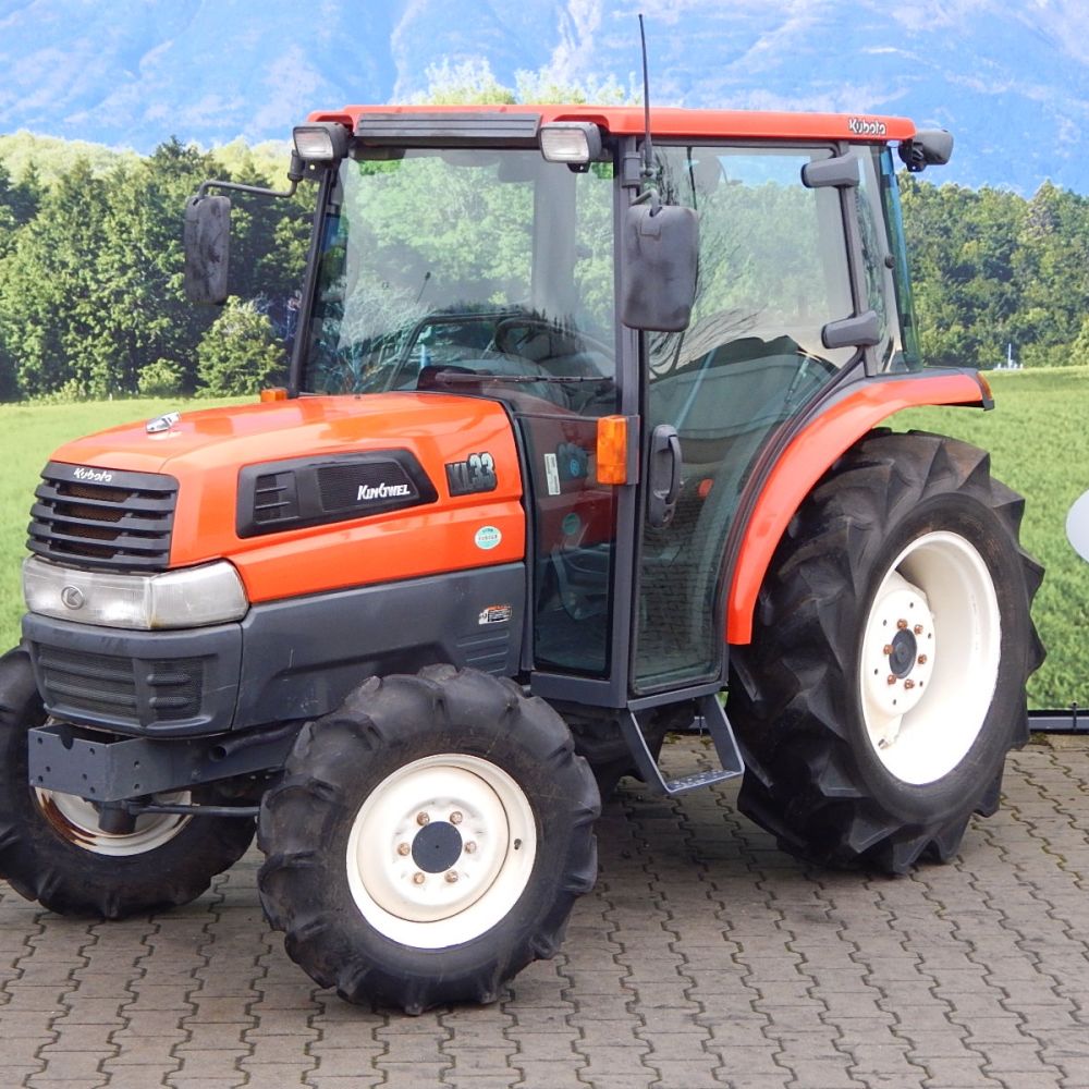 Kubota, model KL33, nr. ramy: 18156 4WD+KAB