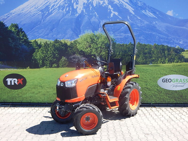 Kubota, model B2261 4WD