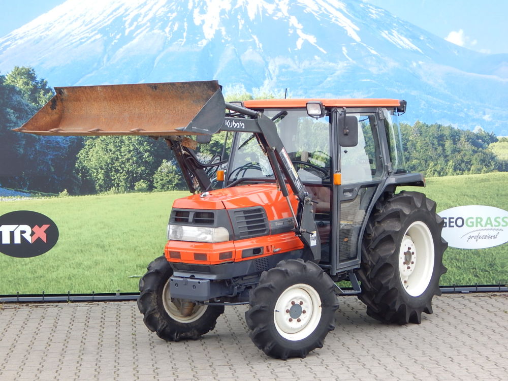 Kubota, model GL320,nr. ramy: 31552 4WD+KAB AC+TUR