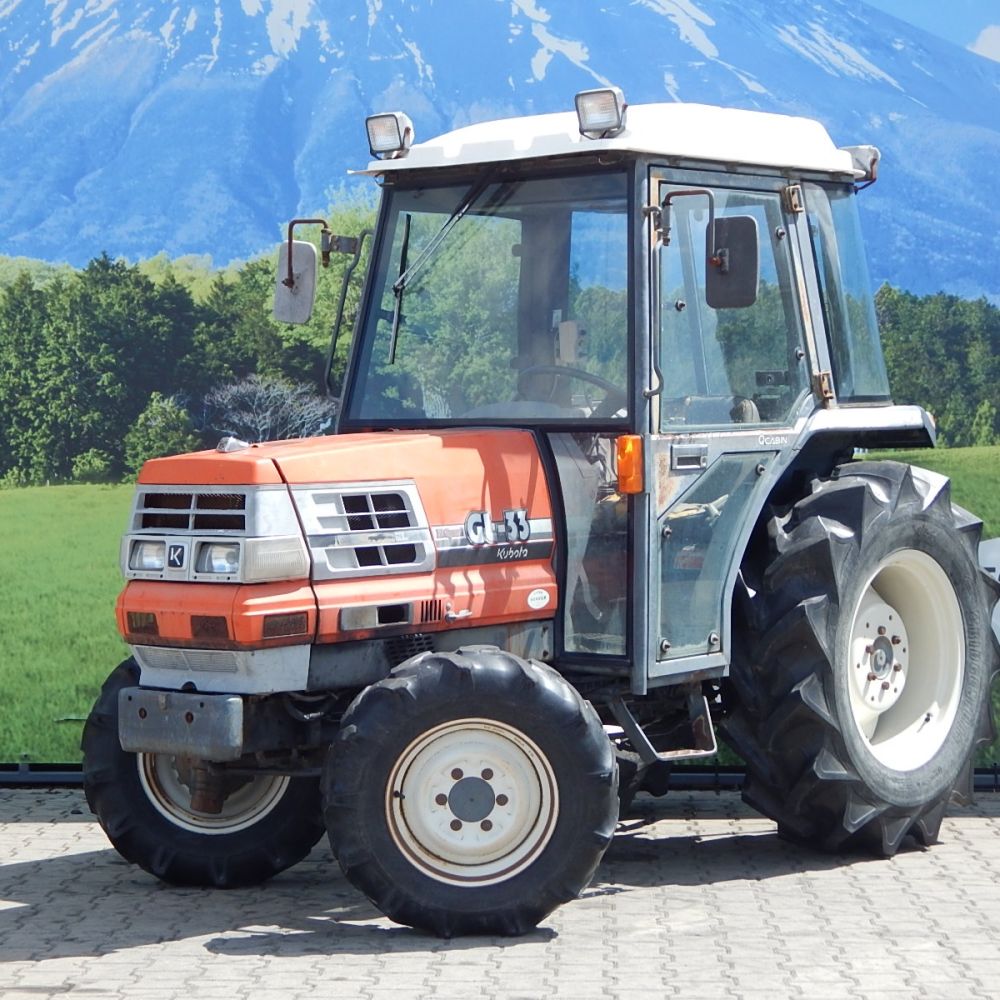 Kubota, model GL33, nr. ramy: 20824 4WD+kabina AC