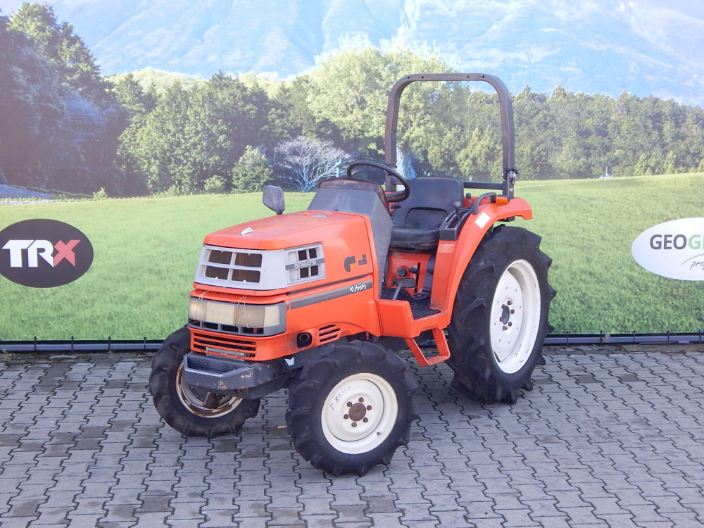 Kubota, model GT8, nr. ramy: 50120 4WD