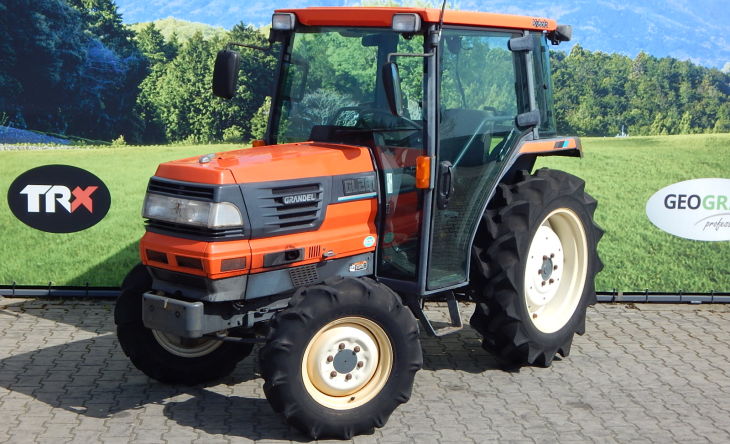 Kubota, model GL281, nr. ramy: 50226 4WD+kabina AC